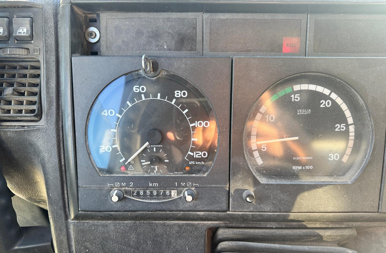 Betonpompa CIFA Iveco Trakker 410E44 - Betonpompa: foto 3 Betonpompa CIFA Iveco Trakker 410E44 - Betonpompa: foto 3