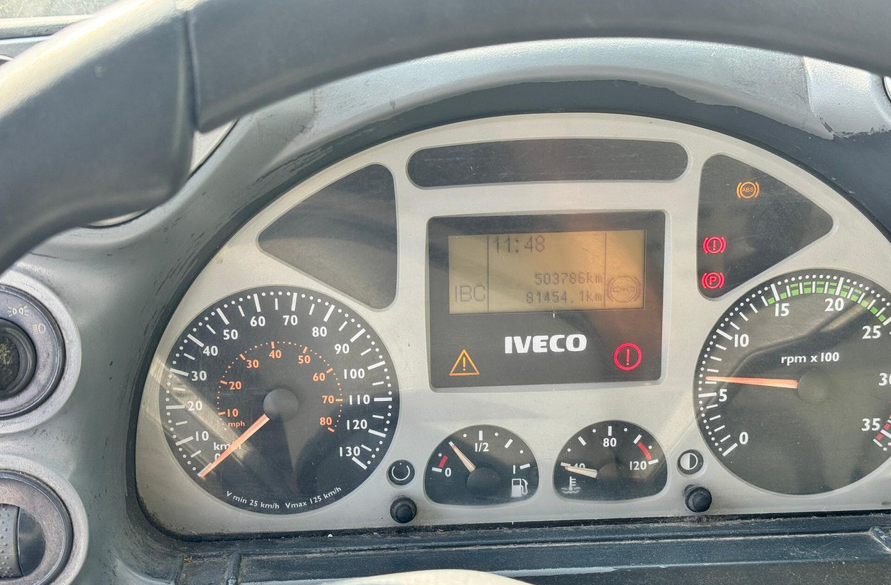 Iveco Eurocargo 150E21 Cisterna carburante - Camion cisterna: foto 4 Iveco Eurocargo 150E21 Cisterna carburante - Camion cisterna: foto 4
