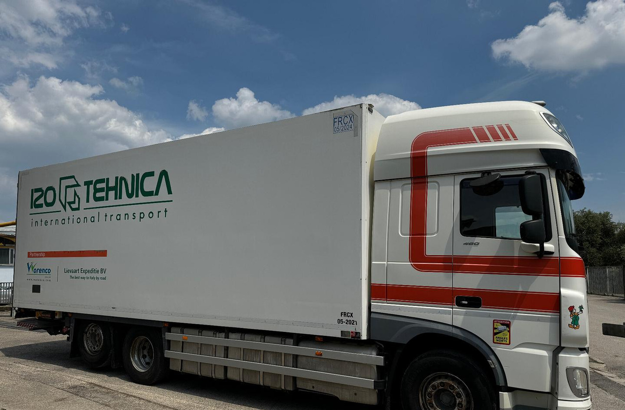 Motrice frigo DAF XF 105.460 con Sponda - Autocarro frigorifero: foto 2 Motrice frigo DAF XF 105.460 con Sponda - Autocarro frigorifero: foto 2