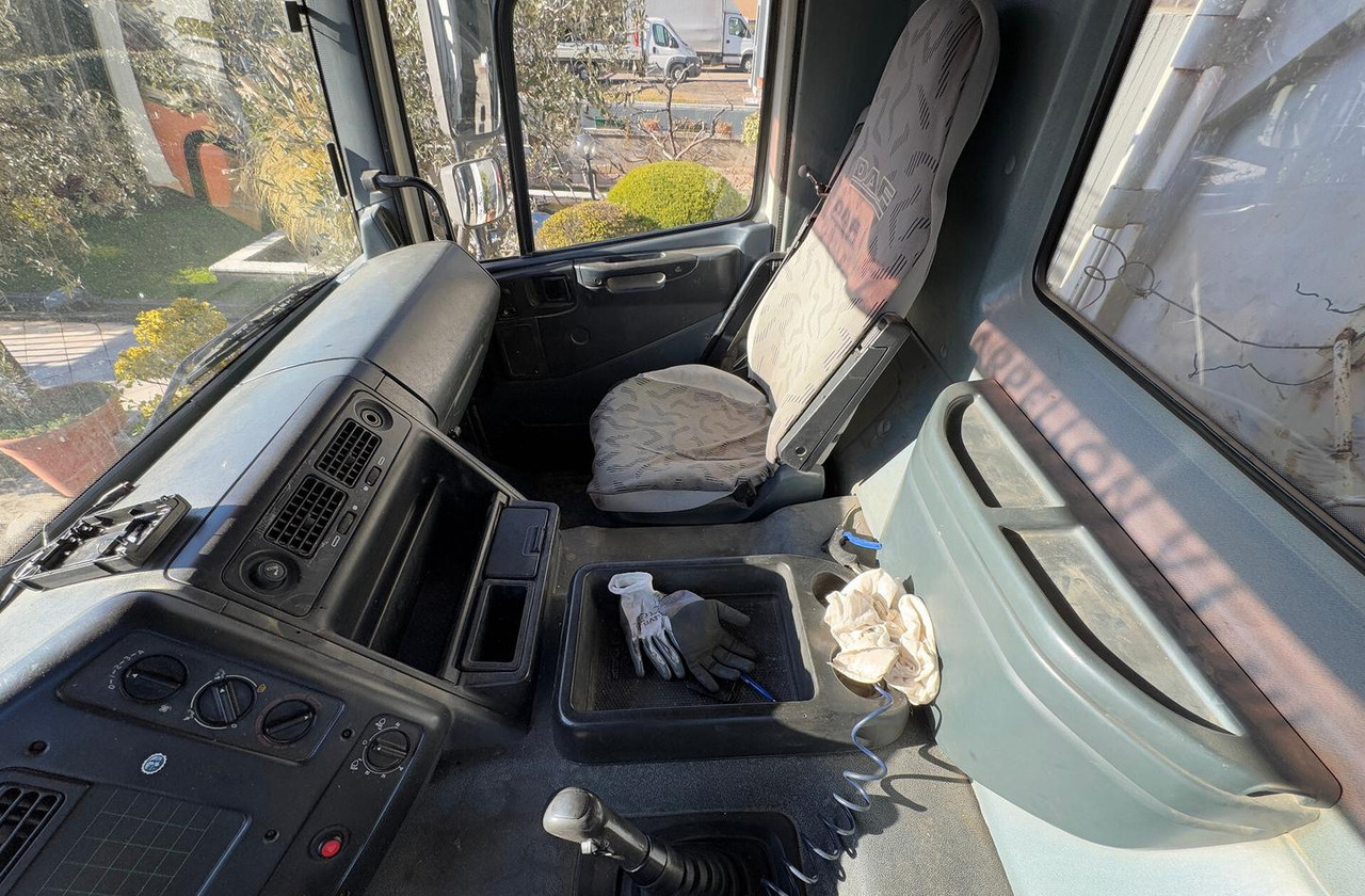 Ribaltabile DAF 85 CF 430 - anno 1999 - Autocarro ribaltabile: foto 5 Ribaltabile DAF 85 CF 430 - anno 1999 - Autocarro ribaltabile: foto 5