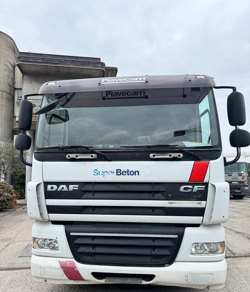 DAF CF 85.460 / Anno 2007 / Euro 5 - Trattore stradale: foto 2 DAF CF 85.460 / Anno 2007 / Euro 5 - Trattore stradale: foto 2
