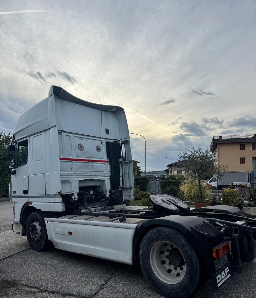 DAF XF 105.460 - 2010 - AUTOMATICO - Trattore stradale: foto 5 DAF XF 105.460 - 2010 - AUTOMATICO - Trattore stradale: foto 5