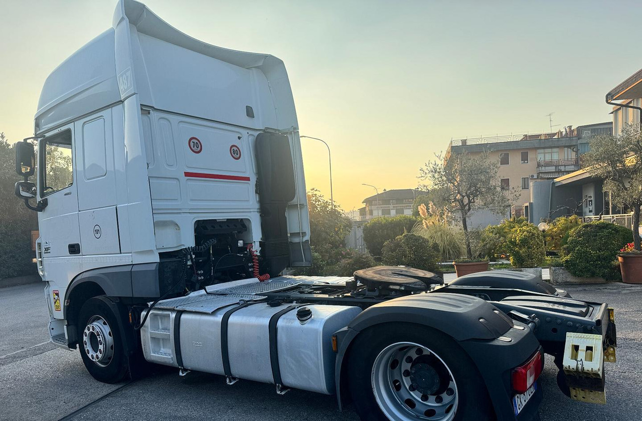 DAF XF 460 FT - 2017 - IMPIANTO RIBALTABILE - Trattore stradale: foto 2 DAF XF 460 FT - 2017 - IMPIANTO RIBALTABILE - Trattore stradale: foto 2