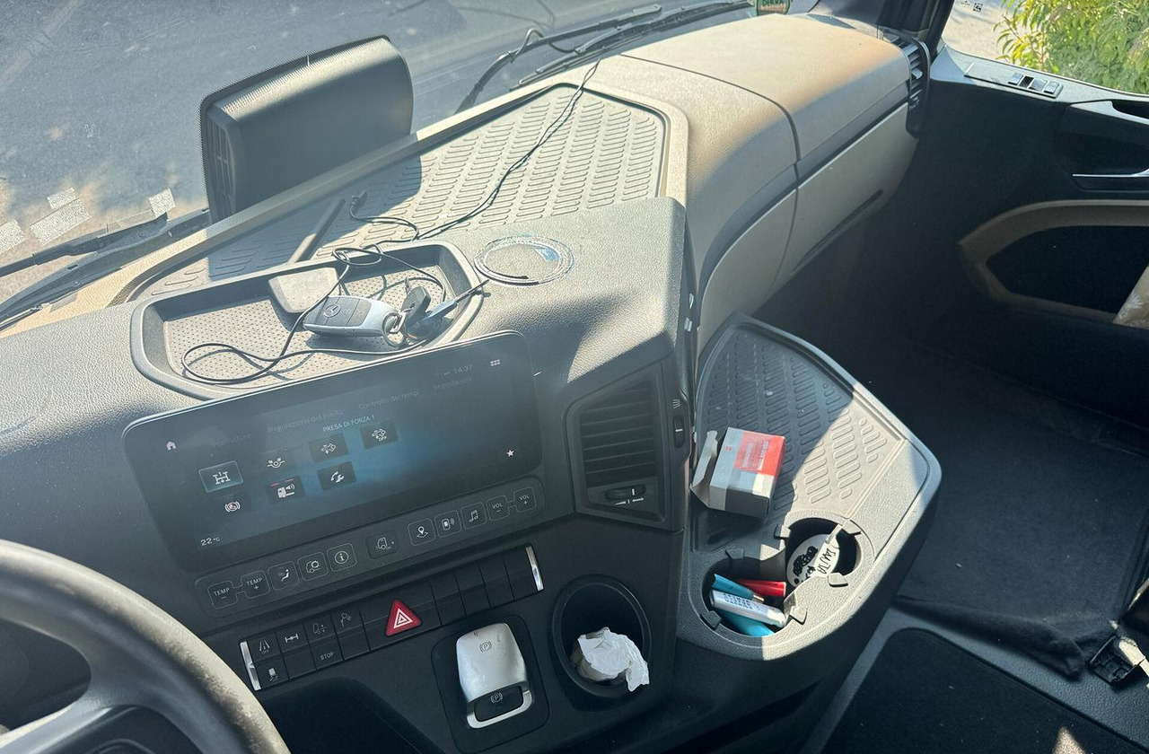 Mercedes Benz Actros 1848 - 2020 - Trattore stradale: foto 5 Mercedes Benz Actros 1848 - 2020 - Trattore stradale: foto 5