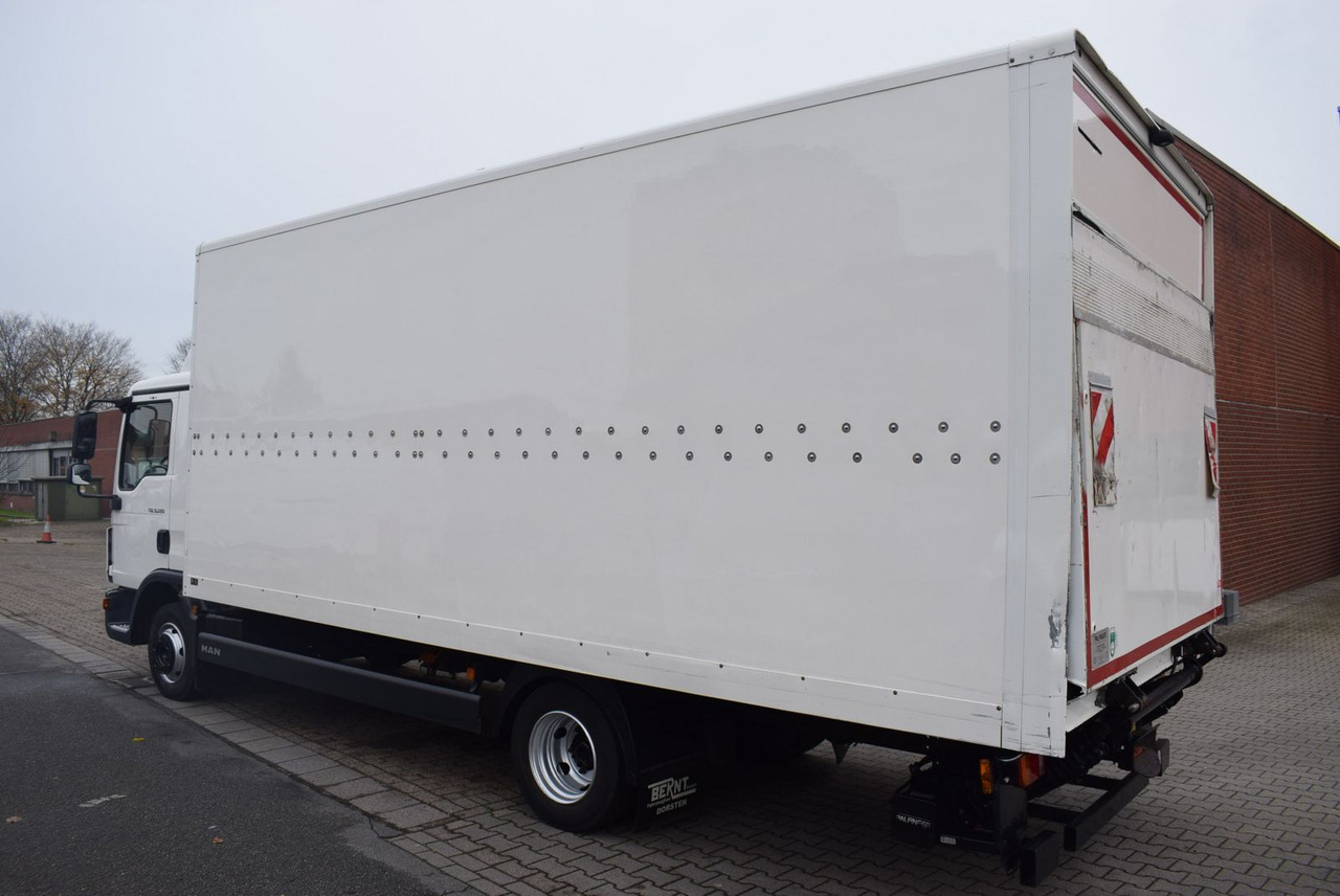 MAN TGL 8.220 Koffer LBW Klima EURO6 Luftfederung - Furgone box: foto 4 MAN TGL 8.220 Koffer LBW Klima EURO6 Luftfederung - Furgone box: foto 4