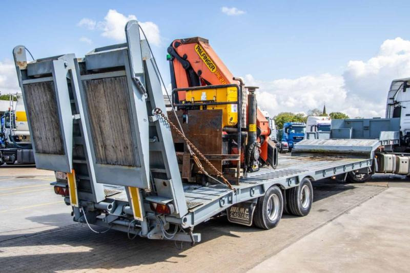 Castera CRANE/KRAN/GRUE-PALFINGER 22002 (2xHydr.) - Semirimorchio pianale ribassato: foto 5 Castera CRANE/KRAN/GRUE-PALFINGER 22002 (2xHydr.) - Semirimorchio pianale ribassato: foto 5