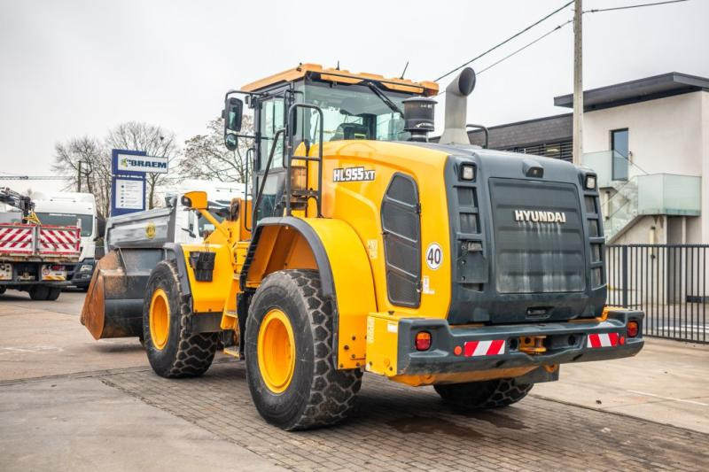 Hyundai HL955XT - Pala gommata: foto 4 Hyundai HL955XT - Pala gommata: foto 4