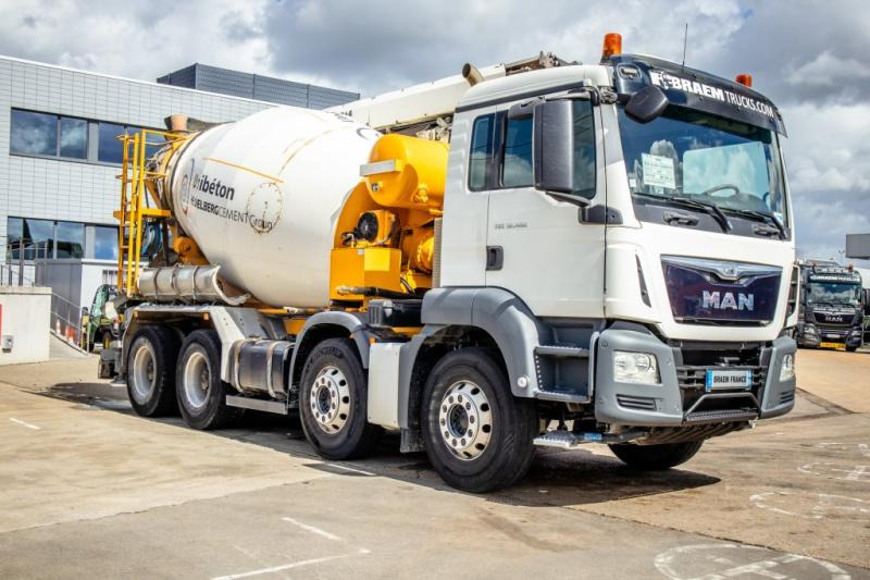 MAN TGS 32.400BB+LIEBHERR 8M³+BAND/TAPIS 16m - Autobetoniera: foto 4 MAN TGS 32.400BB+LIEBHERR 8M³+BAND/TAPIS 16m - Autobetoniera: foto 4