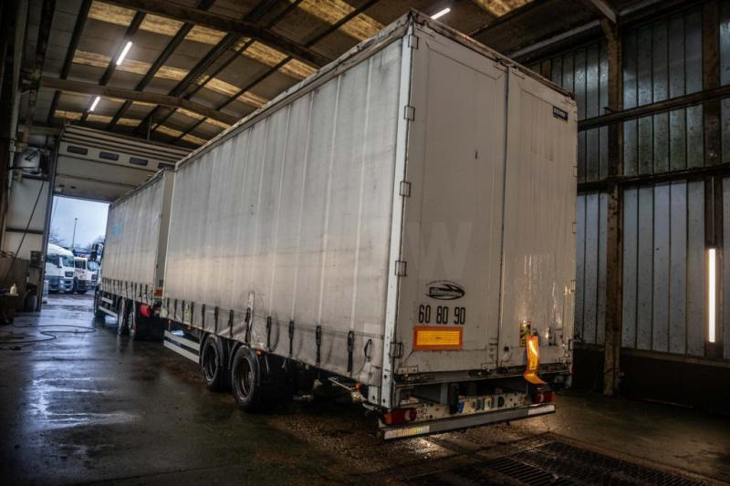 ROBUSTE-KAISER GRAND VOLUME+TOIT DECOUVRABLE - Rimorchio centinato: foto 4 ROBUSTE-KAISER GRAND VOLUME+TOIT DECOUVRABLE - Rimorchio centinato: foto 4