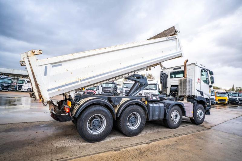 Renault C 480 - Autocarro ribaltabile: foto 3 Renault C 480 - Autocarro ribaltabile: foto 3