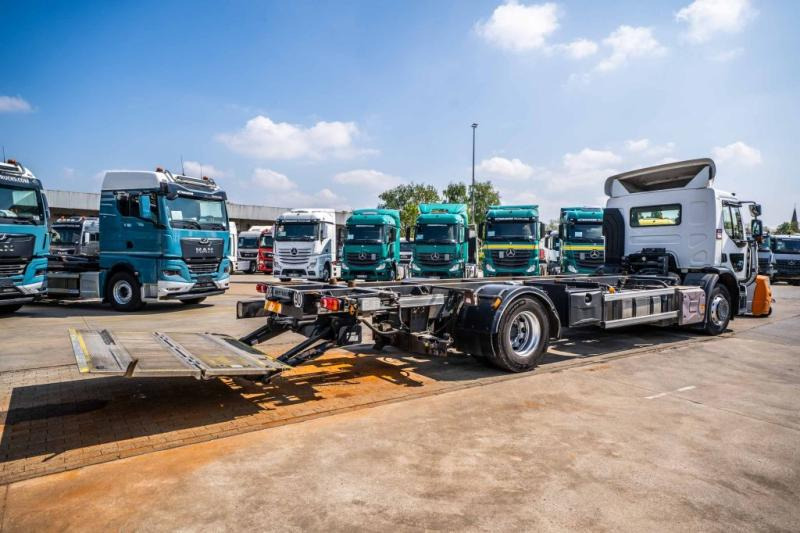 Autocarro portacontainer/ Caisse interchangeable Renault D WIDE 380 DXI: foto 10 Autocarro portacontainer/ Caisse interchangeable Renault D WIDE 380 DXI: foto 10