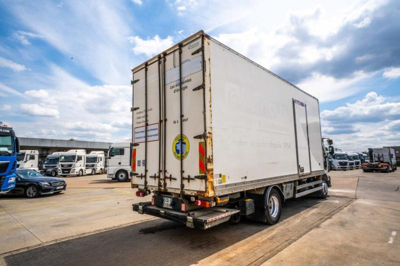 Renault MIDLUM 270 DXI (14T.)+DHOLLANDIA - Autocarro furgonato: foto 4 Renault MIDLUM 270 DXI (14T.)+DHOLLANDIA - Autocarro furgonato: foto 4