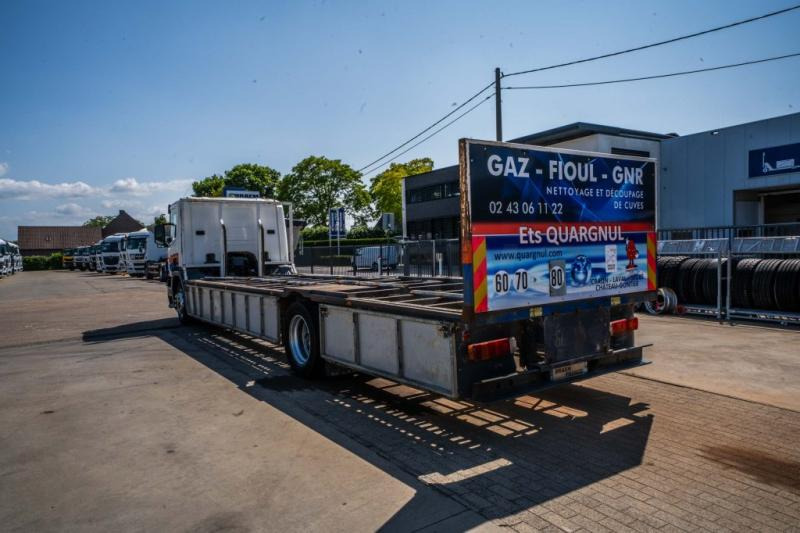 Scania P 270 (19T)- PORTE GAZ /10 PALETTES - Autocarro con pianale/ Cassone fisso: foto 5 Scania P 270 (19T)- PORTE GAZ /10 PALETTES - Autocarro con pianale/ Cassone fisso: foto 5