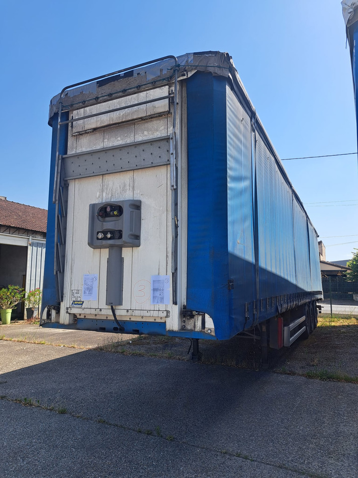 FRUEHAUF - Semirimorchio centinato: foto 2 FRUEHAUF - Semirimorchio centinato: foto 2