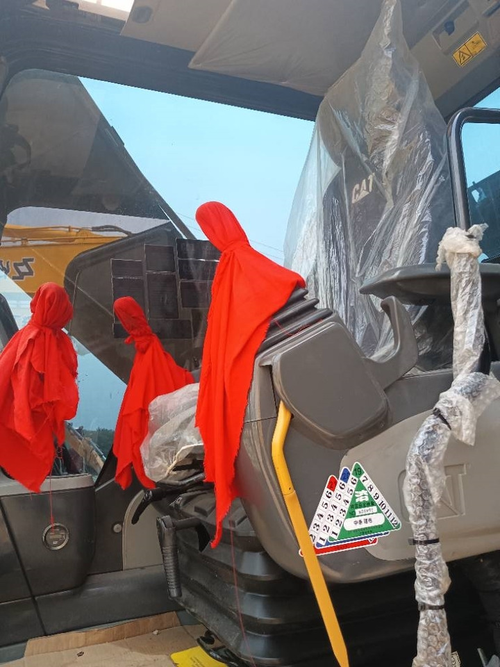 CAT 323D2 - Escavatore cingolato: foto 5 CAT 323D2 - Escavatore cingolato: foto 5