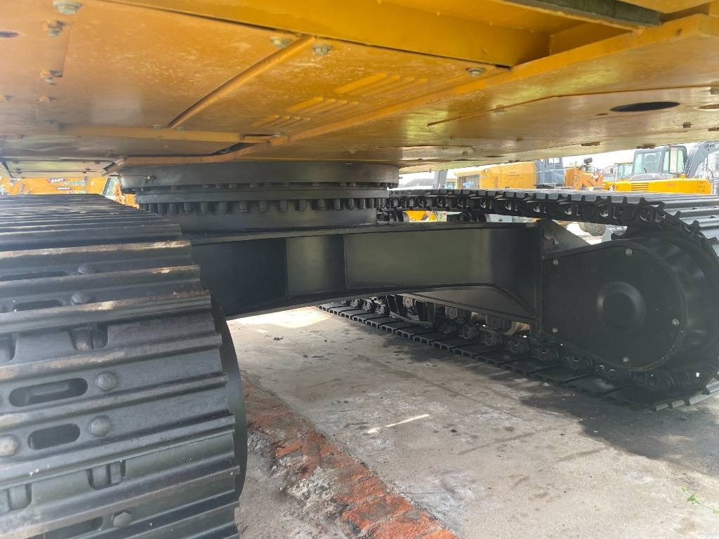 Escavatore cingolato CAT 330D2: foto 7