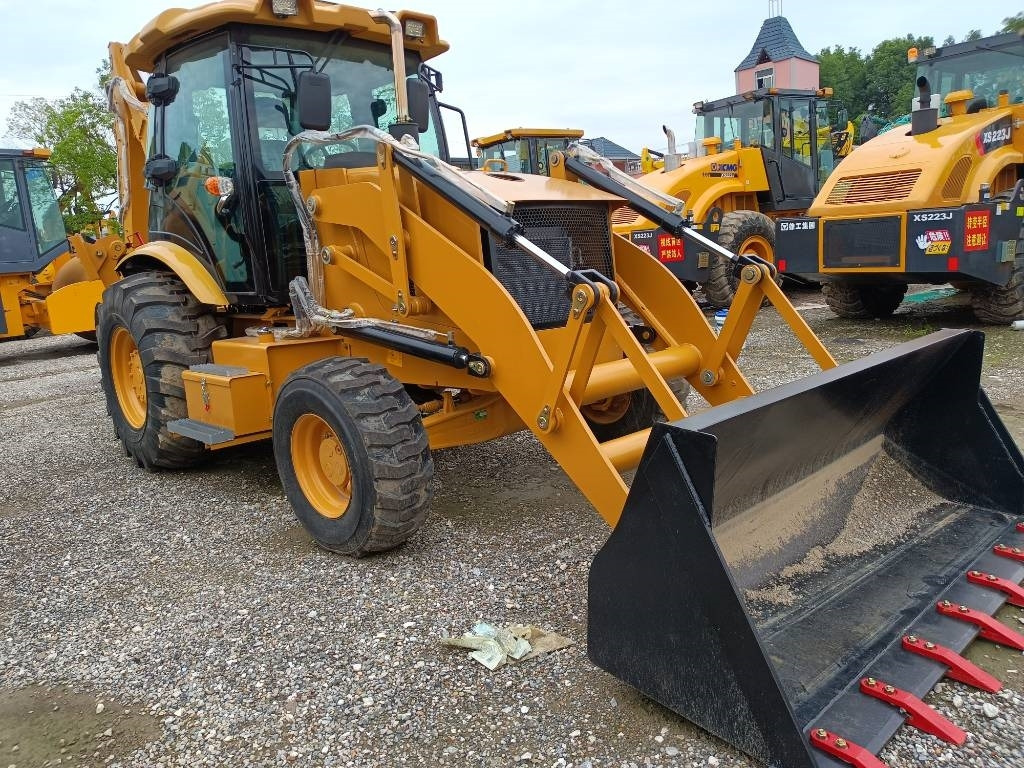 CAT 420 F IT - Terna: foto 4 CAT 420 F IT - Terna: foto 4