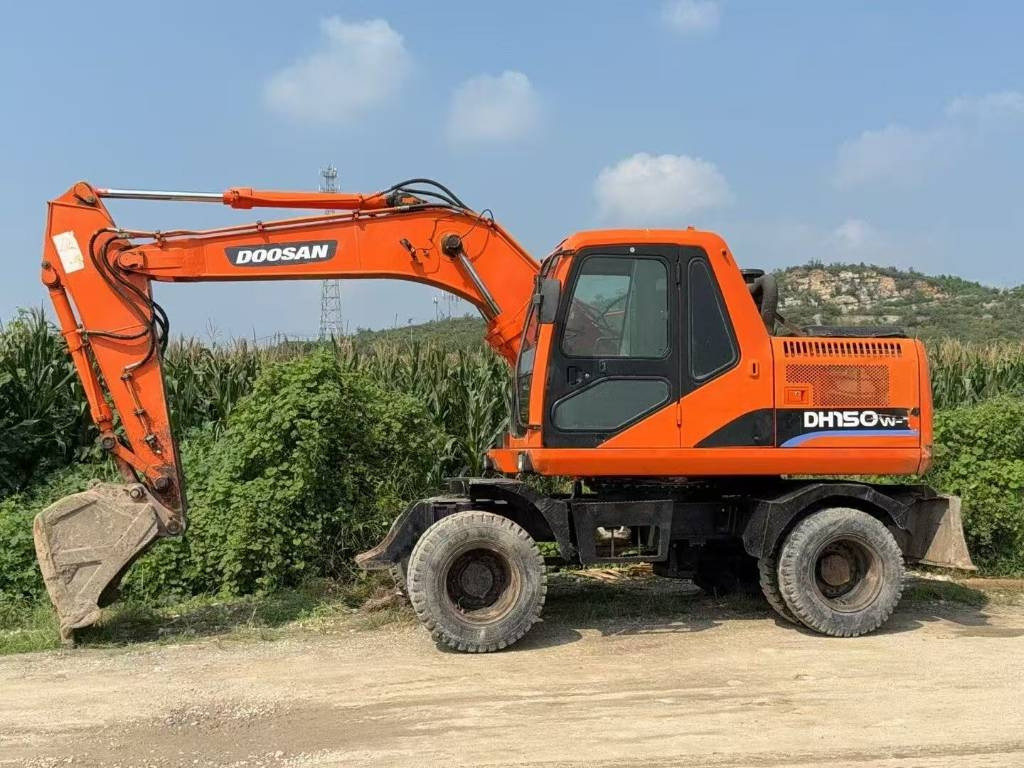 Doosan DH 150 W-7 - Escavatore cingolato: foto 1 Doosan DH 150 W-7 - Escavatore cingolato: foto 1