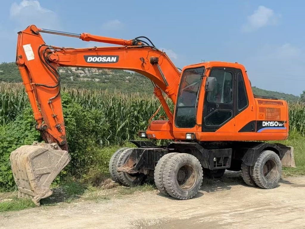 Doosan DH 150 W-7 - Escavatore cingolato: foto 2 Doosan DH 150 W-7 - Escavatore cingolato: foto 2
