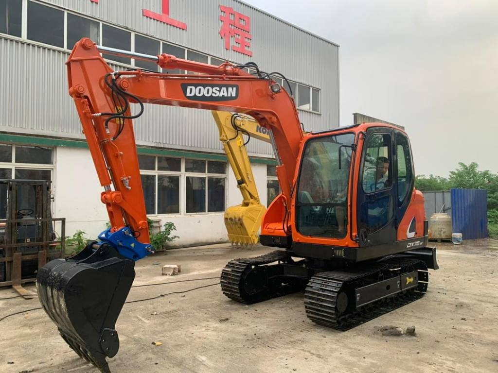 Doosan DX 75-9 C - Miniescavatore: foto 1 Doosan DX 75-9 C - Miniescavatore: foto 1
