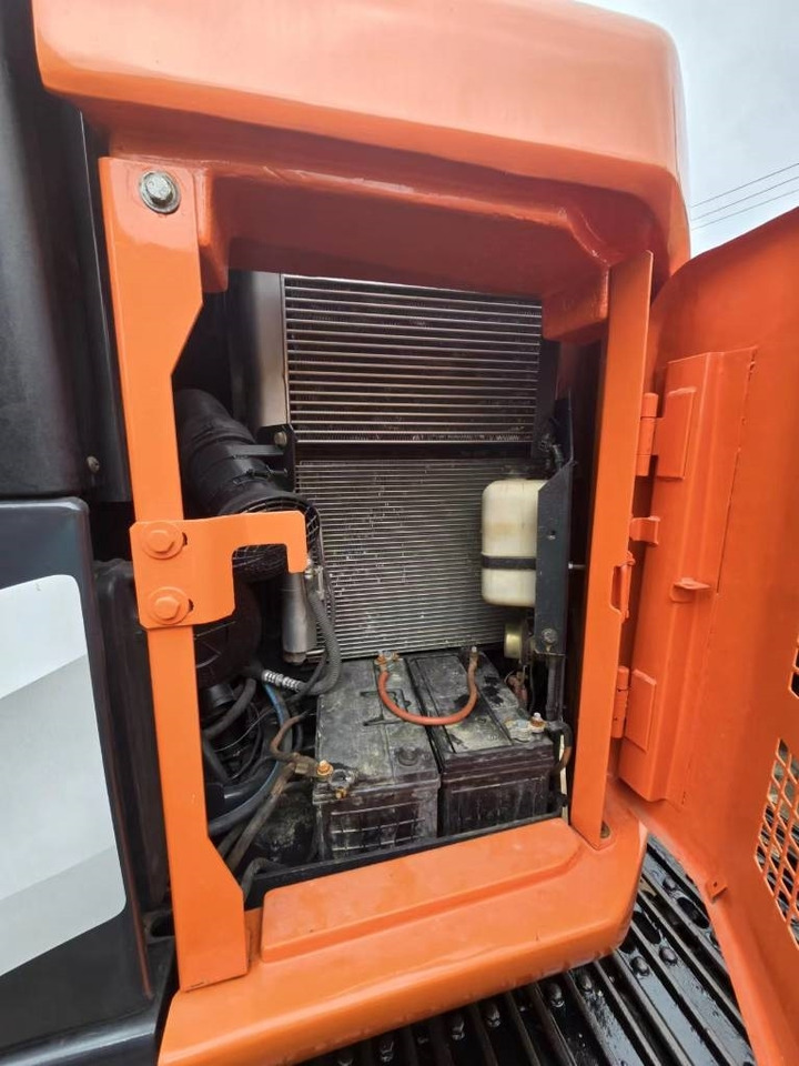 Hitachi ZX 135 US - Escavatore cingolato: foto 5 Hitachi ZX 135 US - Escavatore cingolato: foto 5
