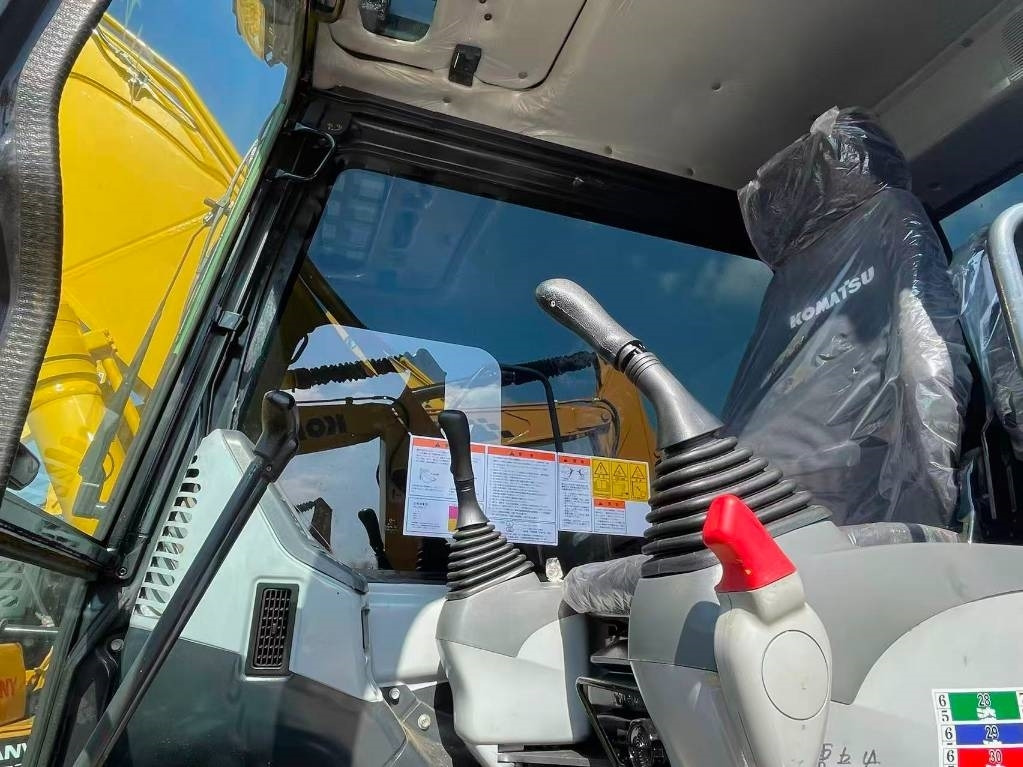 Komatsu PC 130 - Escavatore cingolato: foto 2 Komatsu PC 130 - Escavatore cingolato: foto 2