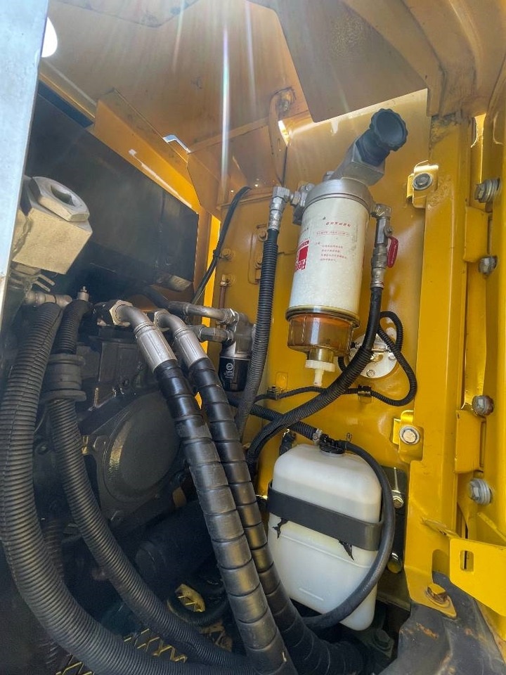 Escavatore cingolato nuovo Komatsu PC 138 US: foto 10