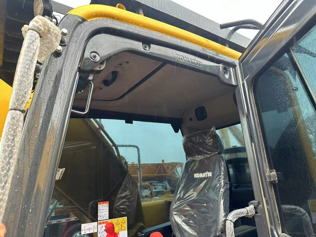 Komatsu PC 200 - Escavatore cingolato: foto 3 Komatsu PC 200 - Escavatore cingolato: foto 3