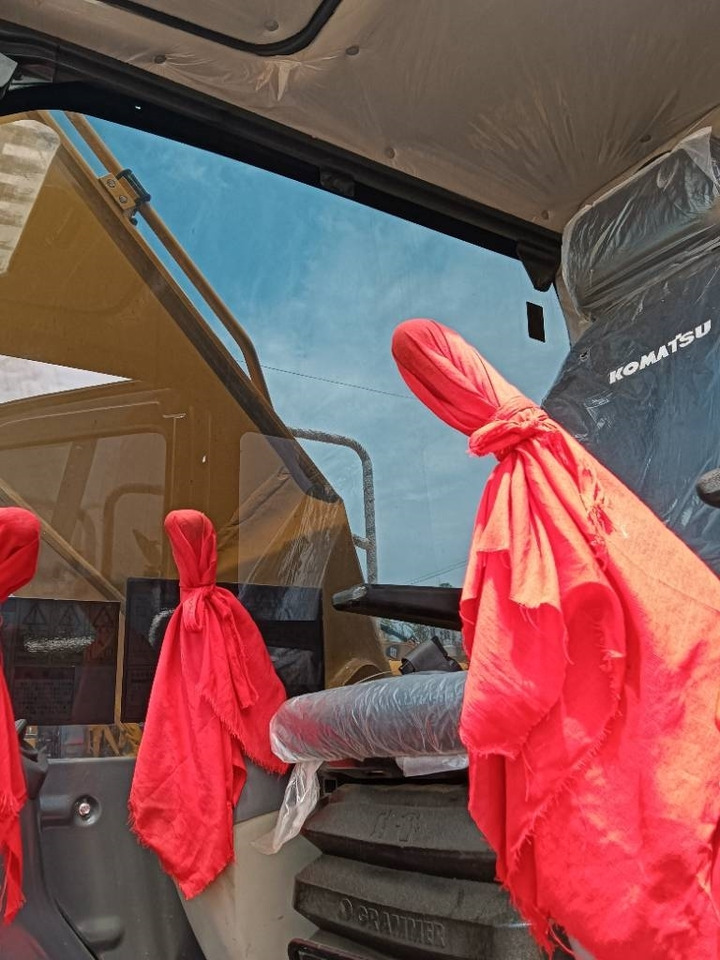 Komatsu PC 210 - Escavatore cingolato: foto 4 Komatsu PC 210 - Escavatore cingolato: foto 4