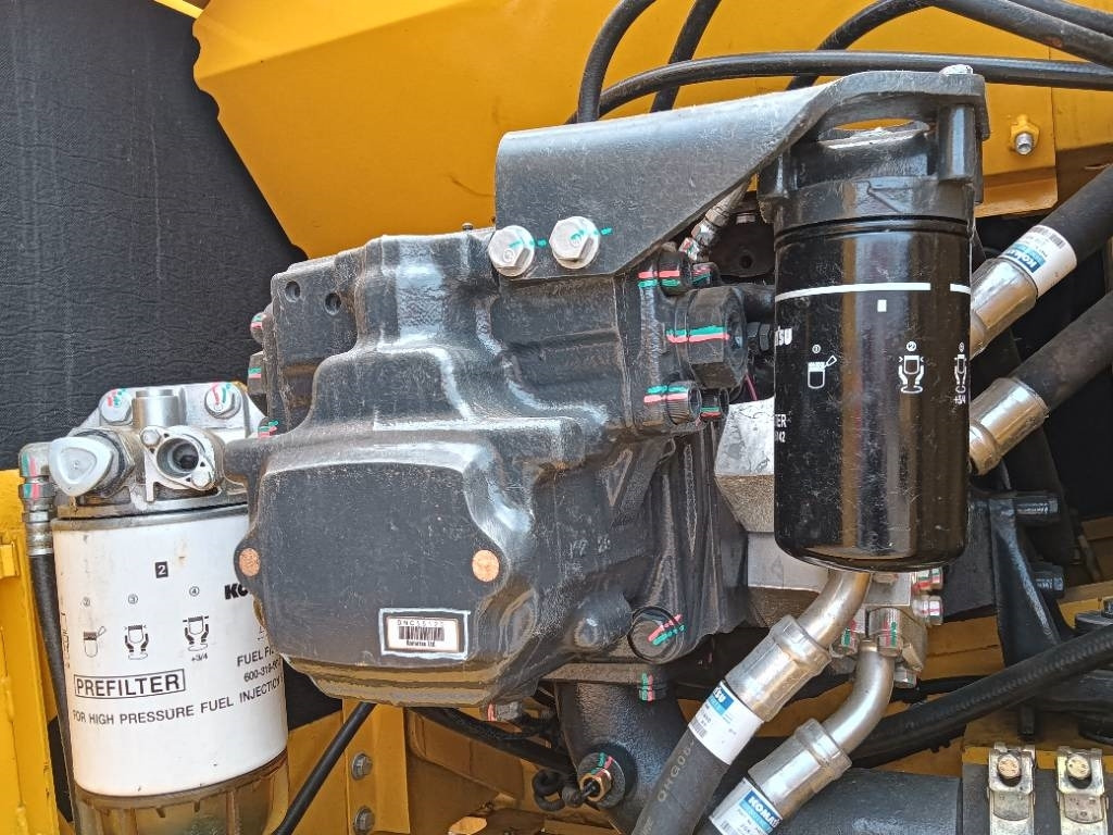 Komatsu PC 210 - Escavatore cingolato: foto 3 Komatsu PC 210 - Escavatore cingolato: foto 3