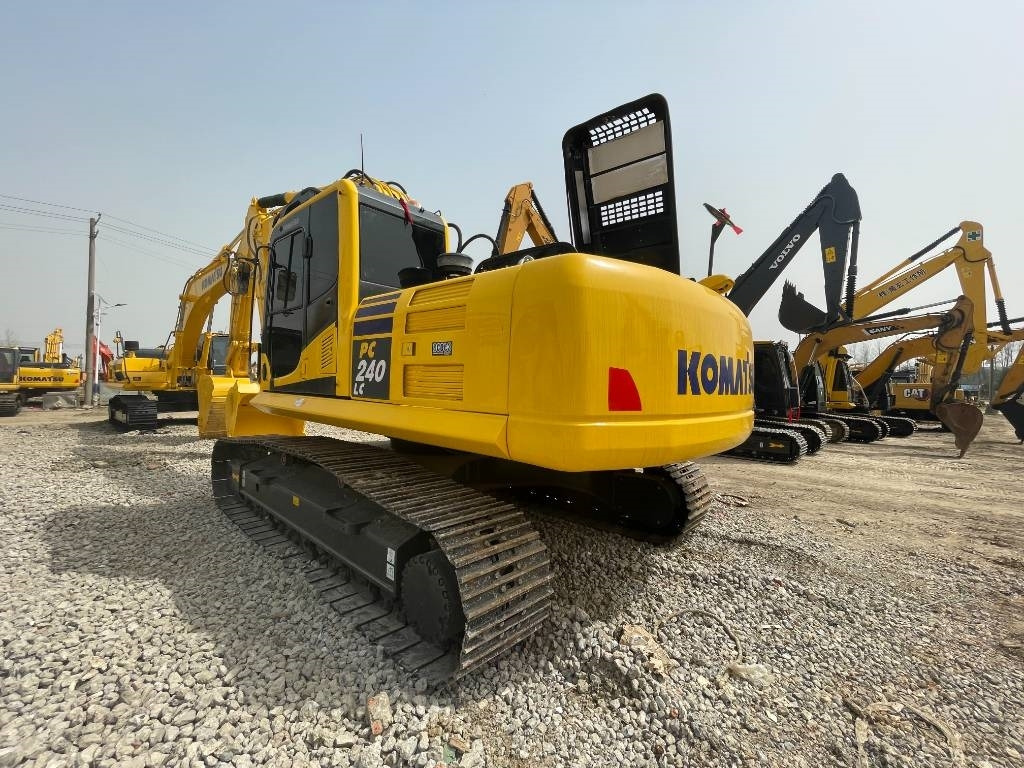 Komatsu PC 240  - Escavatore cingolato: foto 2 Komatsu PC 240  - Escavatore cingolato: foto 2
