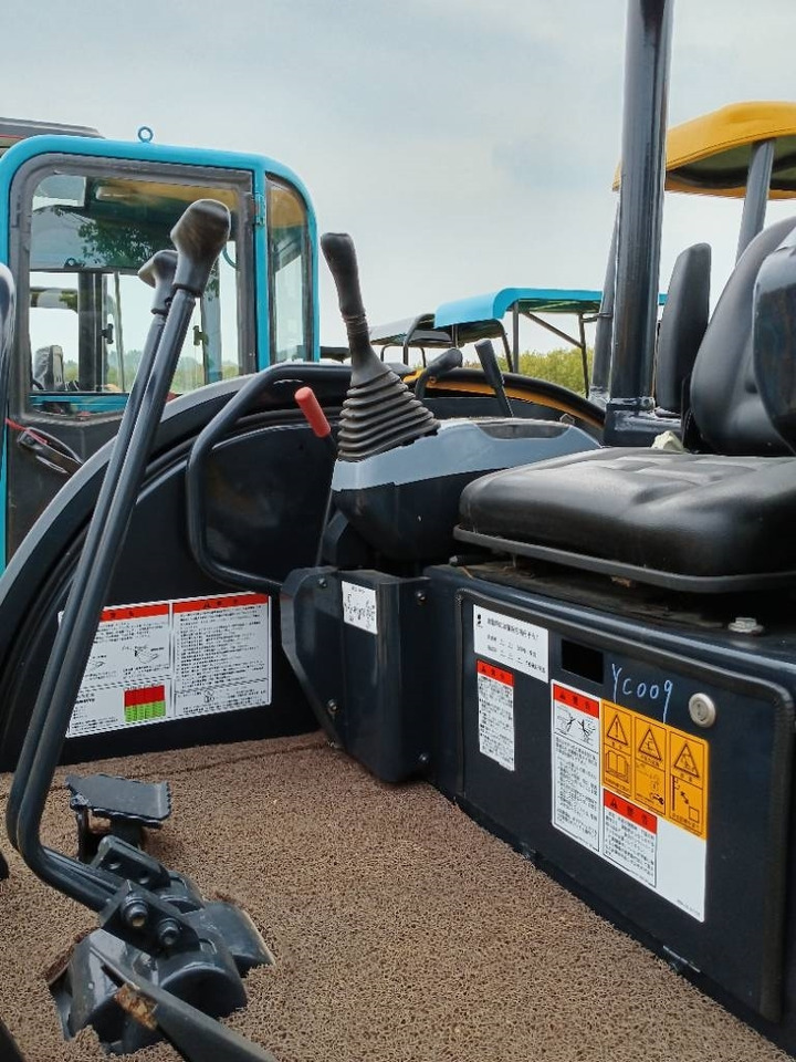 Komatsu PC 35 - Escavatore cingolato: foto 5 Komatsu PC 35 - Escavatore cingolato: foto 5