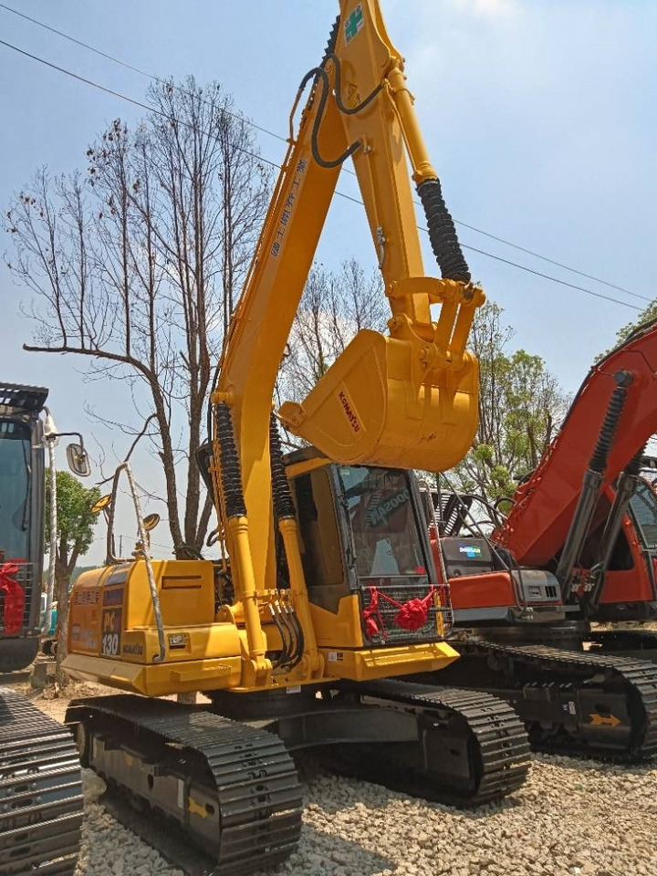 Komatsu pc130 - Escavatore cingolato: foto 1 Komatsu pc130 - Escavatore cingolato: foto 1