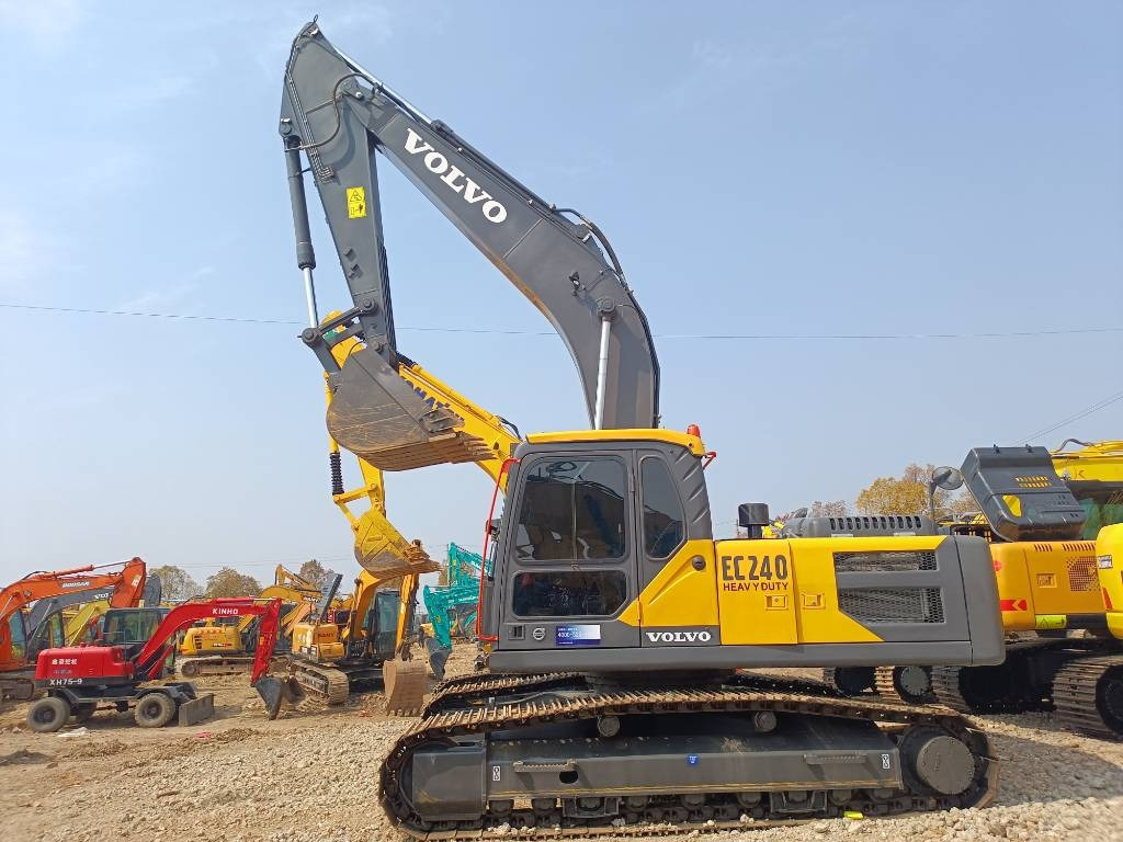 Volvo EC 240  - Escavatore cingolato: foto 1 Volvo EC 240  - Escavatore cingolato: foto 1