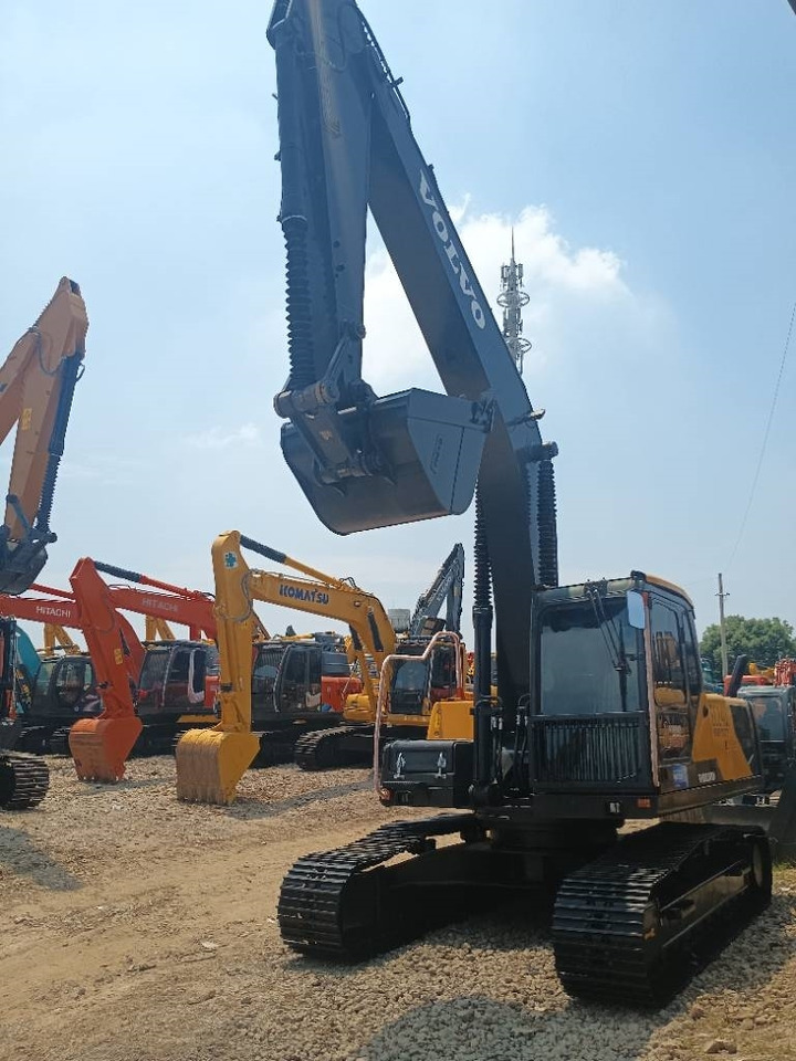 Volvo EC 240 - Escavatore cingolato: foto 4 Volvo EC 240 - Escavatore cingolato: foto 4