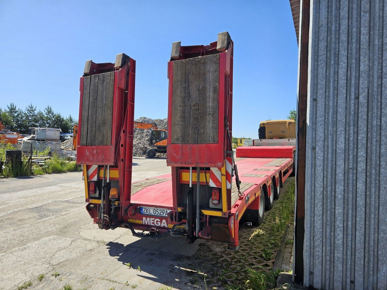 Mega MNN Hydraulic Ramps - Semirimorchio pianale ribassato: foto 4 Mega MNN Hydraulic Ramps - Semirimorchio pianale ribassato: foto 4