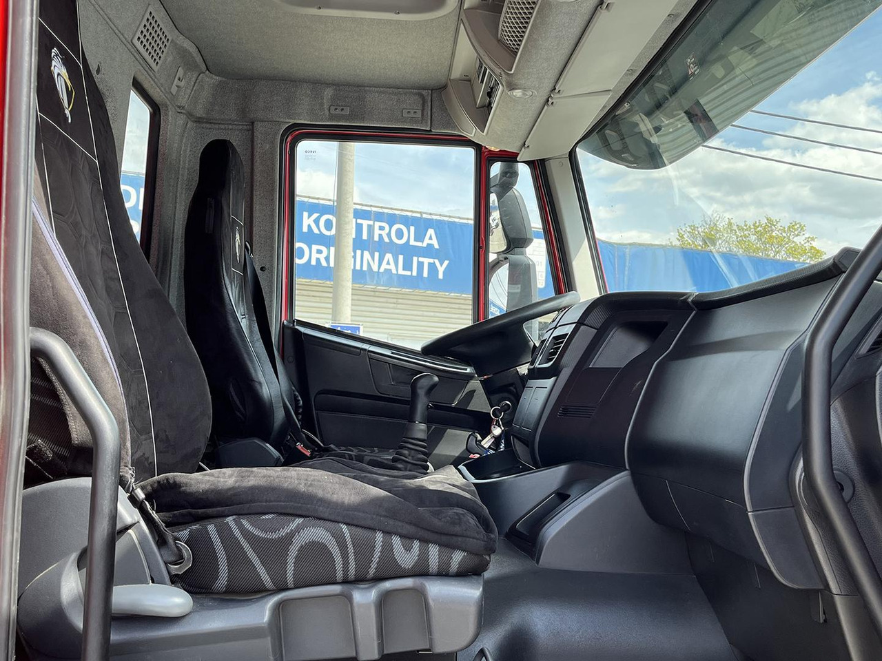 Autocarro ribaltabile Iveco TRAKKER 8x4, 450, Sklápač: foto 18