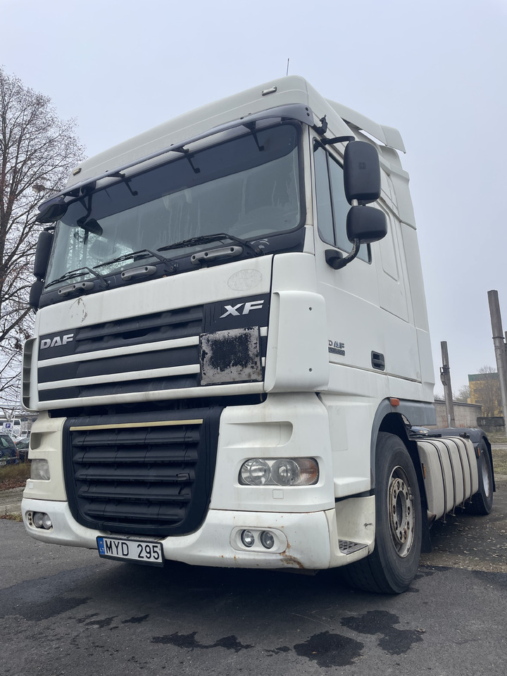 DAF XF105.460 Euro 5 manual gearbox - Trattore stradale: foto 1 DAF XF105.460 Euro 5 manual gearbox - Trattore stradale: foto 1