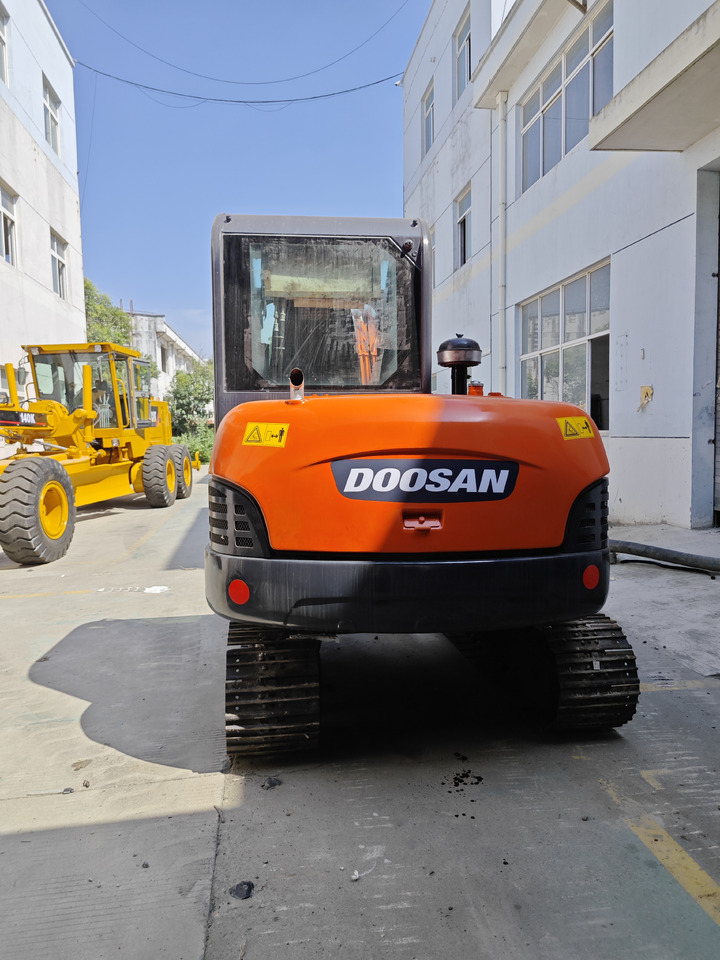 Doosan DH60 - Miniescavatore: foto 4 Doosan DH60 - Miniescavatore: foto 4