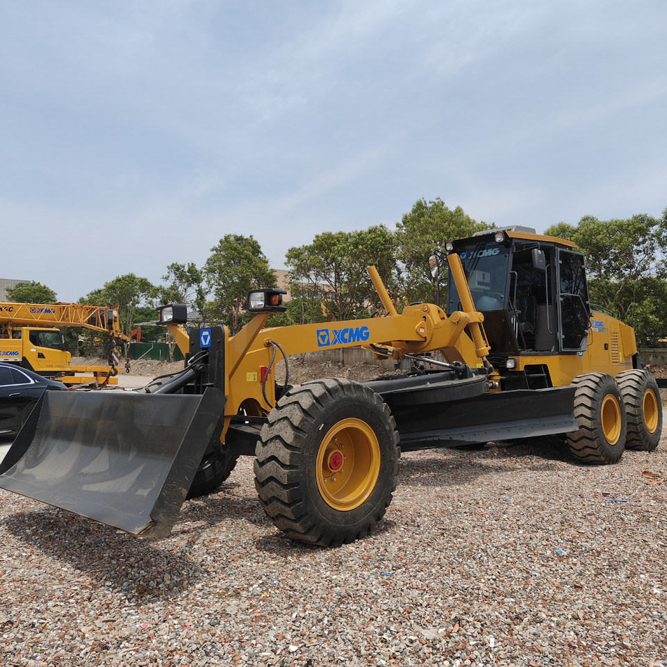 XCMG GR215 GR2153 Motor Grader with Blade - Grader: foto 2 XCMG GR215 GR2153 Motor Grader with Blade - Grader: foto 2