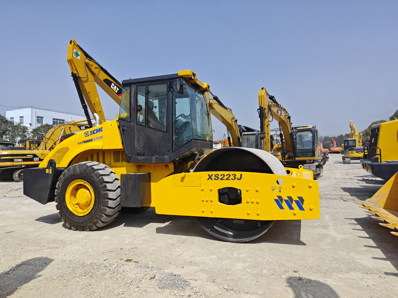 XCMG XS223J Roller Road - Rullo compattatore/ Rullo compressore: foto 1 XCMG XS223J Roller Road - Rullo compattatore/ Rullo compressore: foto 1