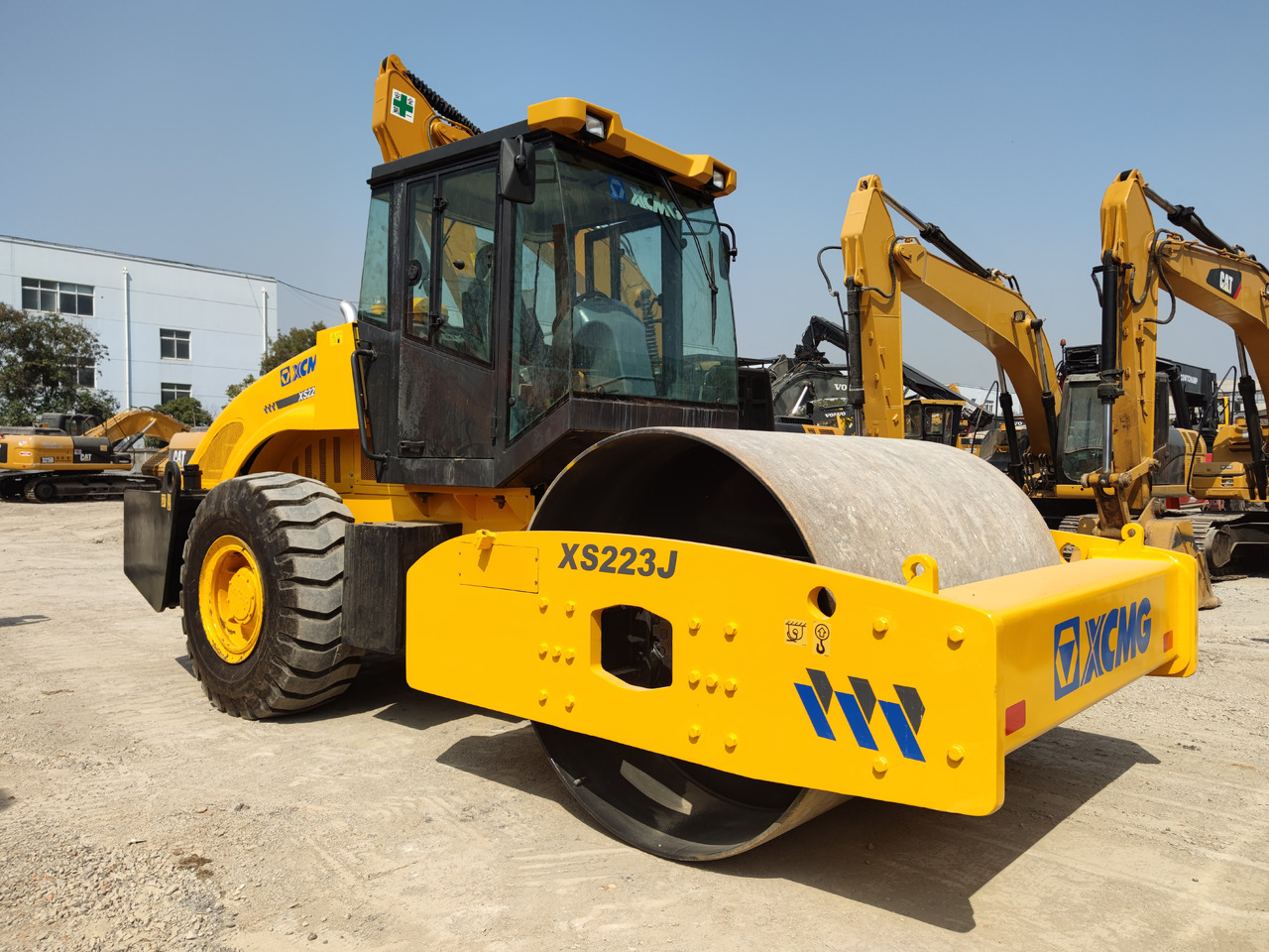 XCMG XS223J Roller Road - Rullo compattatore/ Rullo compressore: foto 4 XCMG XS223J Roller Road - Rullo compattatore/ Rullo compressore: foto 4