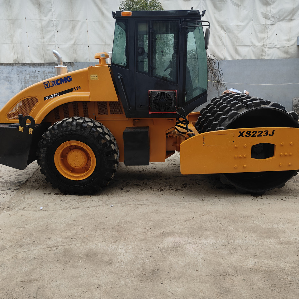 XCMG XS223J road roller - Rullo compattatore/ Rullo compressore: foto 1 XCMG XS223J road roller - Rullo compattatore/ Rullo compressore: foto 1