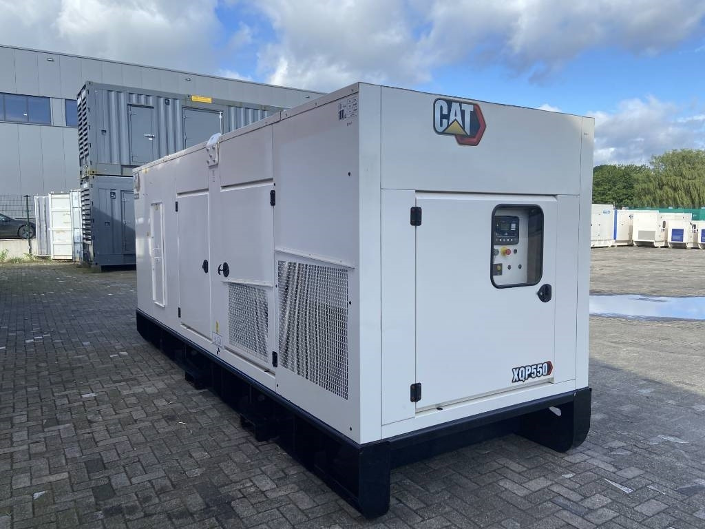 CAT XQP550 - Generator 550 kVA Stage V - DPX-18143 - Gruppo elettrogeno: foto 2 CAT XQP550 - Generator 550 kVA Stage V - DPX-18143 - Gruppo elettrogeno: foto 2