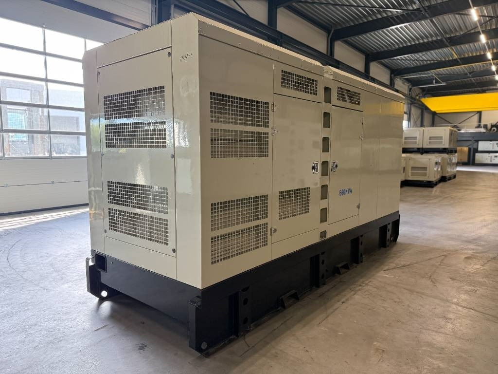 Iveco CR16TE1W - 660 kVA Surplus Genset - DPX-19798 - Gruppo elettrogeno: foto 4 Iveco CR16TE1W - 660 kVA Surplus Genset - DPX-19798 - Gruppo elettrogeno: foto 4