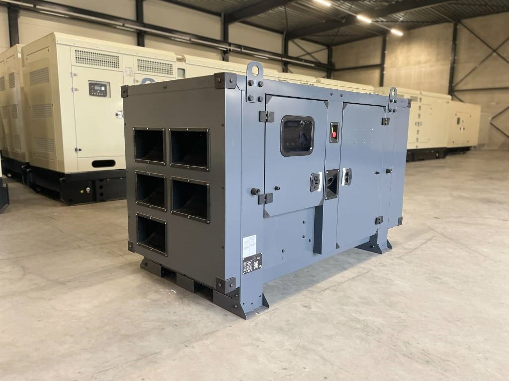 Iveco NEF45SM3 - 85 kVA Generator - DPX-17551 - Gruppo elettrogeno: foto 2 Iveco NEF45SM3 - 85 kVA Generator - DPX-17551 - Gruppo elettrogeno: foto 2