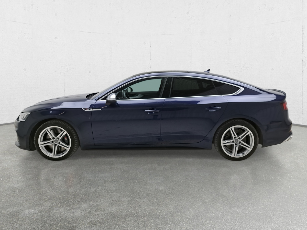 AUDI S5 LIFTBACK - Autovettura: foto 5 AUDI S5 LIFTBACK - Autovettura: foto 5