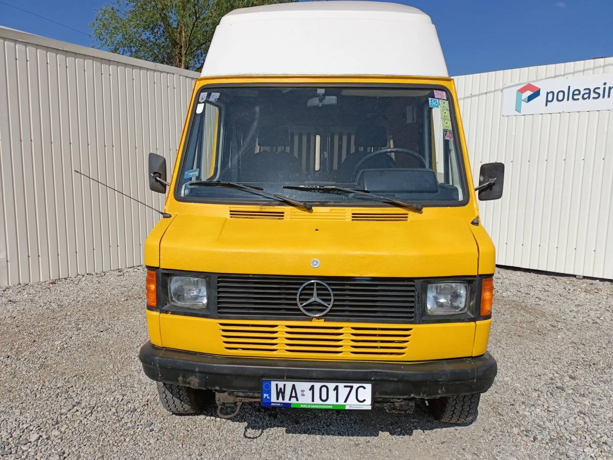 MERCEDES BENZ 307 KAMPER - Altra macchina: foto 3 MERCEDES BENZ 307 KAMPER - Altra macchina: foto 3