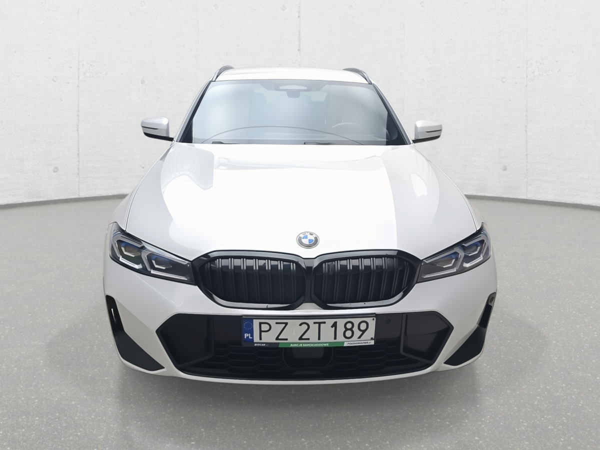 BMW 320D XDRIVE KOMBI - Autovettura: foto 4 BMW 320D XDRIVE KOMBI - Autovettura: foto 4