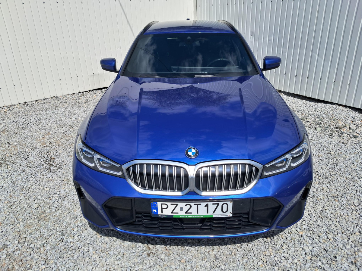 BMW 320D XDRIVE KOMBI - Autovettura: foto 4 BMW 320D XDRIVE KOMBI - Autovettura: foto 4